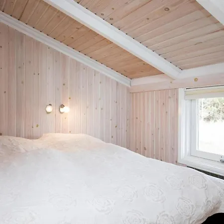 Hébergement de vacances Stunning In Hjorring With Sauna