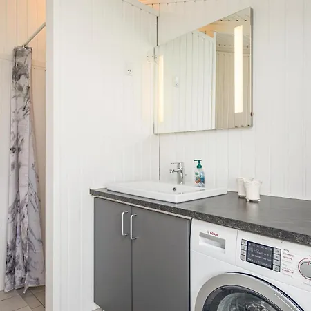 Stunning In Hjorring With Sauna Lonstrup